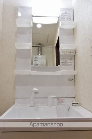 レトワール川沿の内装写真