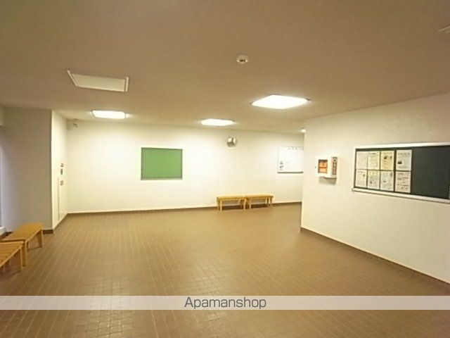 サンピア中島公園の玄関写真