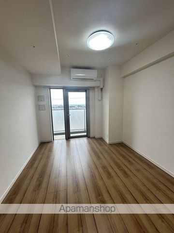 小田急伊勢原駅前マンションの内装写真