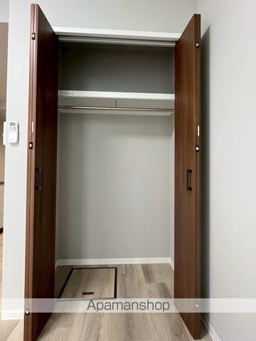 Avantiの内装写真