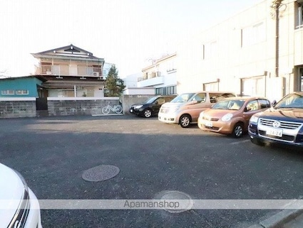 ミラベルガーデン[1LDK/47.71m2]の駐車場1