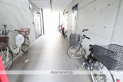 東京都立川市高松町２丁目[2LDK/56.13m2]の共用部1
