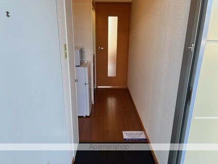 レオパレスＲ＆Ｋ[1K/23.18m2]の玄関