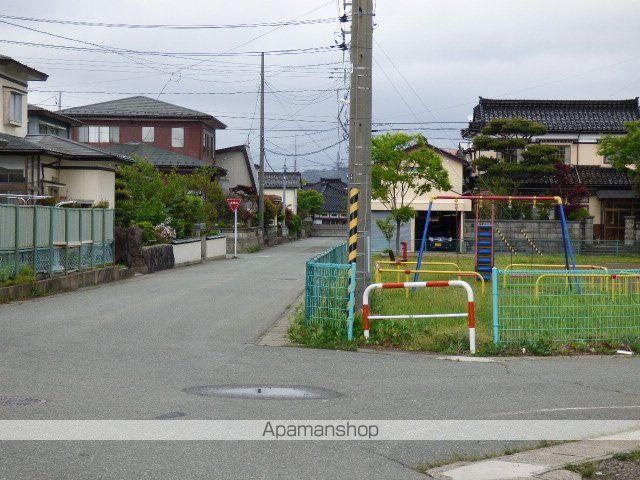 コーポ本田仲の周辺写真