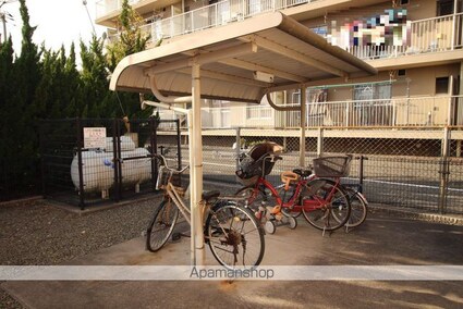 プラシードＢ[2DK/40.45m2]の共用部1