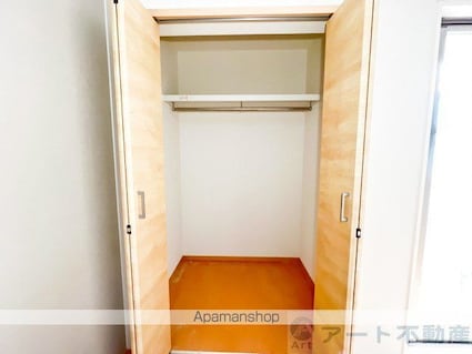 ネスト山越[1R/21.36m2]の収納