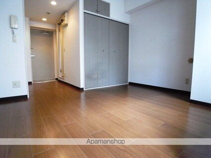 東京都府中市緑町３丁目[1R/17.29m2]のリビング・居間2