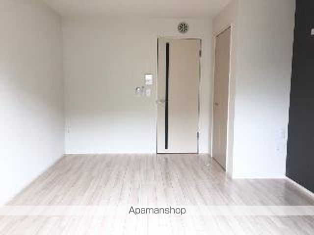 フェルナIIの内装写真