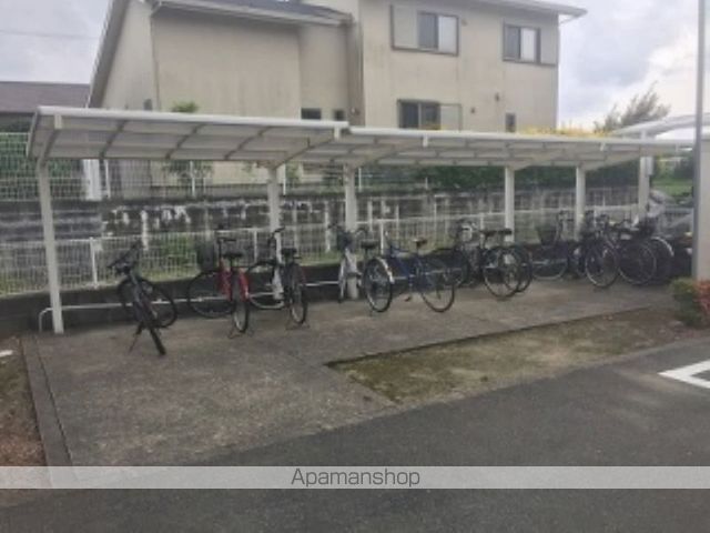 レオパレス小郡南の外観写真