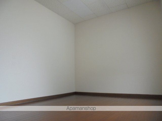 元町アパートメントの内装写真