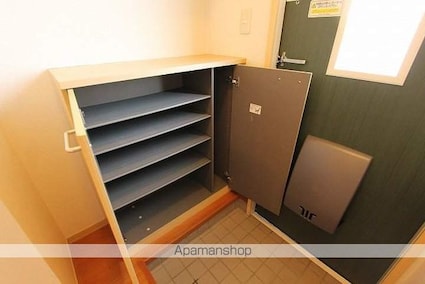 ネージュ・Ｋ[1LDK/48.88m2]の玄関