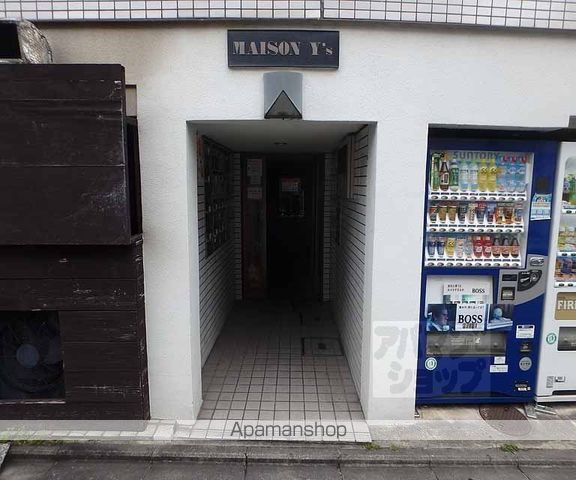 メゾンワイズの玄関写真