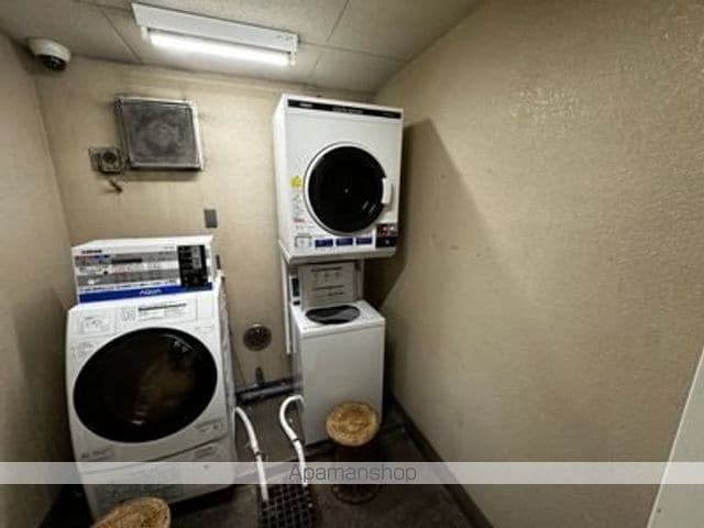ライオンズマンション用賀[1R/18.37m2]の共用部3