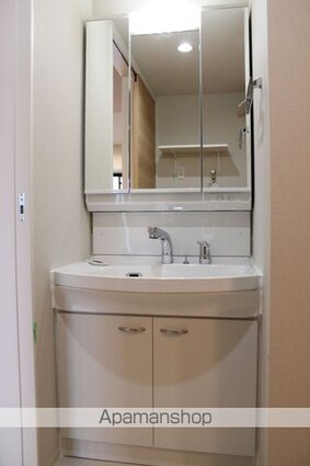 セレーノ福山駅前[2LDK/60.6m2]の洗面所