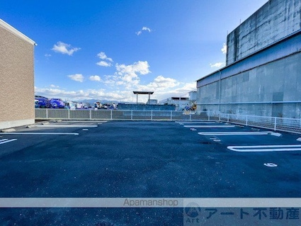 ＳＴＥＬＬＡ　Ａ．Ｉ[2LDK/63.28m2]の駐車場2