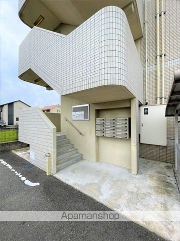 ユーミーLIFEIIの玄関写真