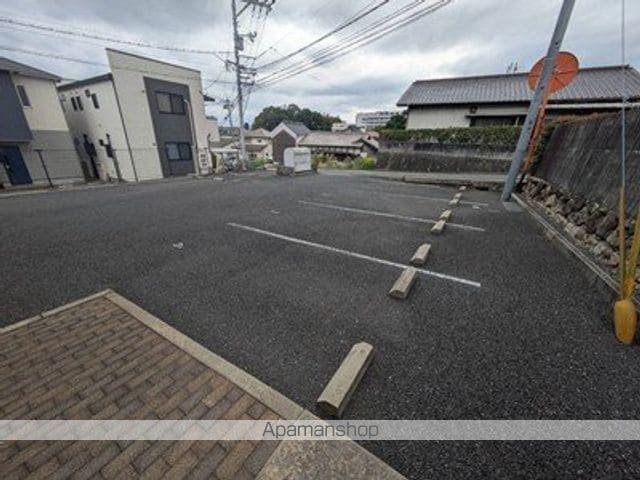 レオパレス東久保の外観写真