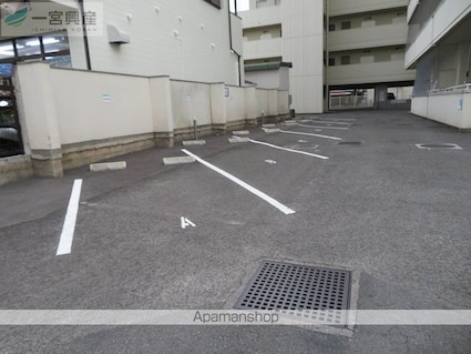 カーサグラン余戸[2SDK/73.6m2]の駐車場