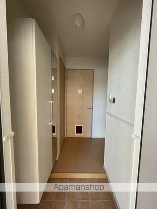 Ｐｏｒｔｅ　Ｒｅｇａｌｏ　Ⅰ[1LDK/45.82m2]の玄関