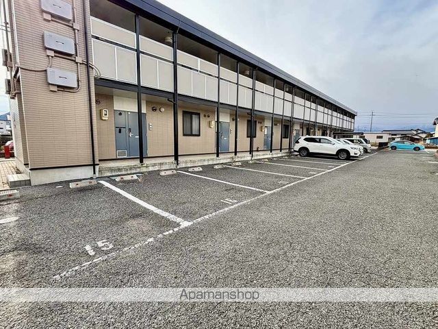 レオパレスサニーたか[1LDK/43.06m2]の駐車場2