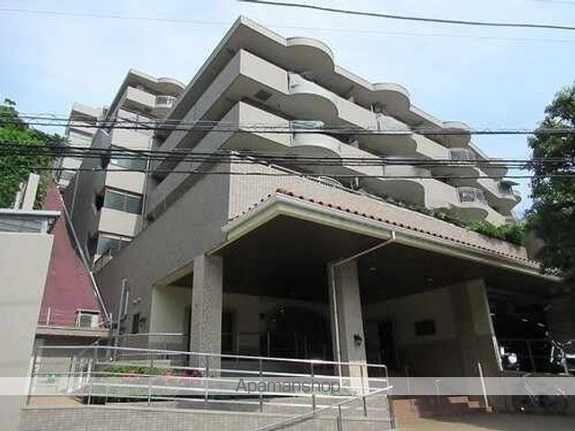 ライオンズマンション逗子披露山公園の外観写真