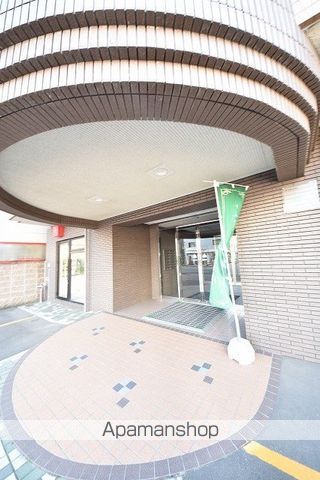グランデ・トールの玄関写真