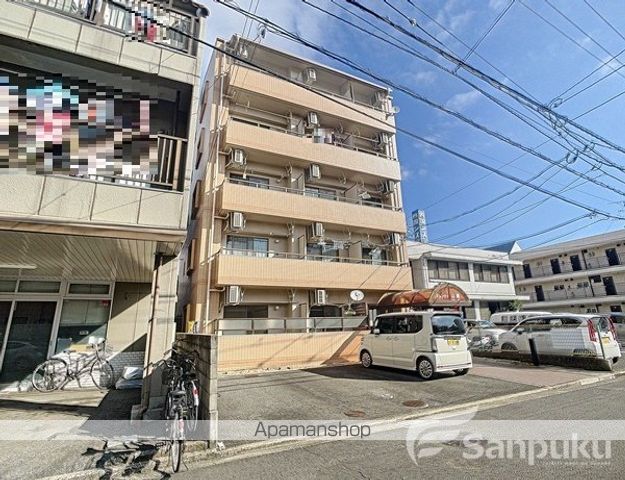 トレンディ山越の外観写真