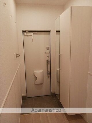 ロイズ紀三井寺Ⅱ[1LDK/50.14m2]の玄関