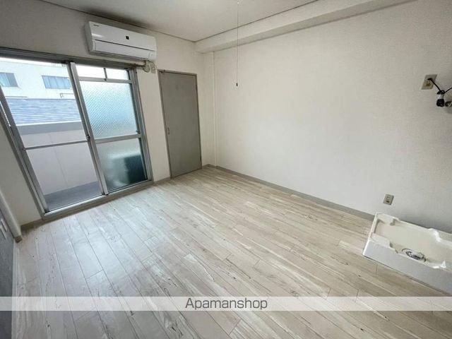 エホールIIIの内装写真