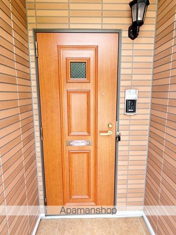 RIVABIG IIの玄関写真