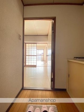 玉名ハイツ（管理）[2K/39.75m2]の玄関