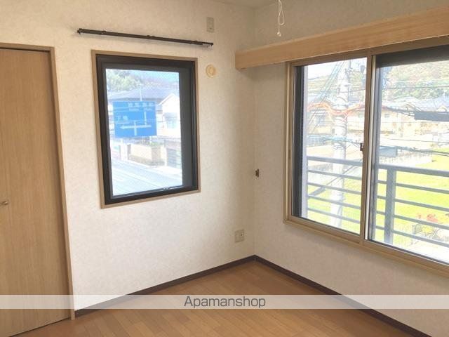 シンフォニー宝ヶ池の内装写真