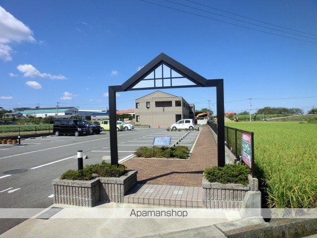 昴一番館の玄関写真