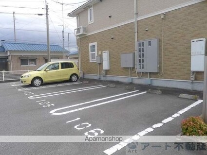 ラフレシールはなみずき[1R/32.9m2]の駐車場3