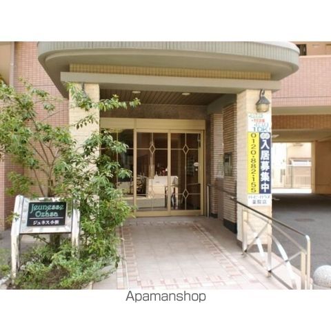 ジュネス小笹の玄関写真