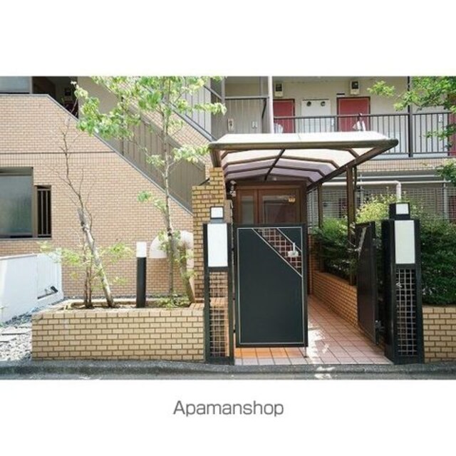 東京都杉並区和田３丁目[1R/16.2m2]のエントランス2