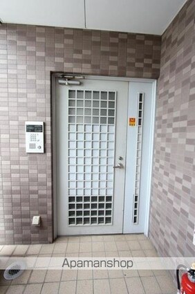 ファーイーストⅡビル[1K/26.38m2]のエントランス