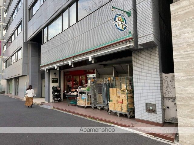 フェリオ岩本町[1LDK/33.36m2]の周辺1