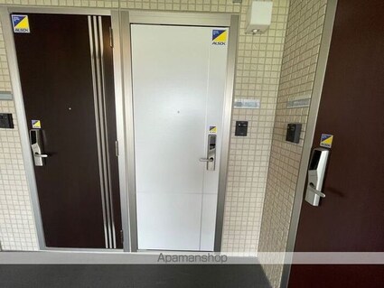 ライトグリーン鶴賀[1K/33.72m2]のエントランス