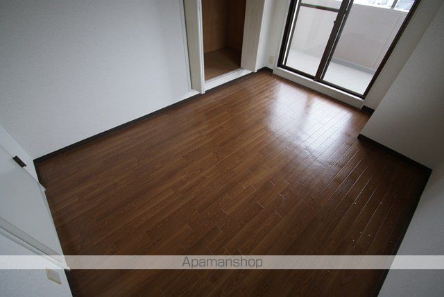 ラポート折坂の内装写真