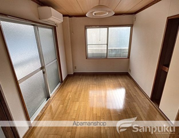 ホワイトマンションの内装写真