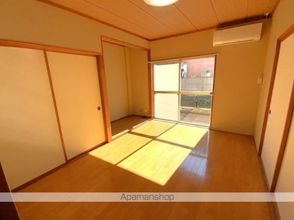 グリーンハイムマルサン[2K/39.69m2]のリビング・居間