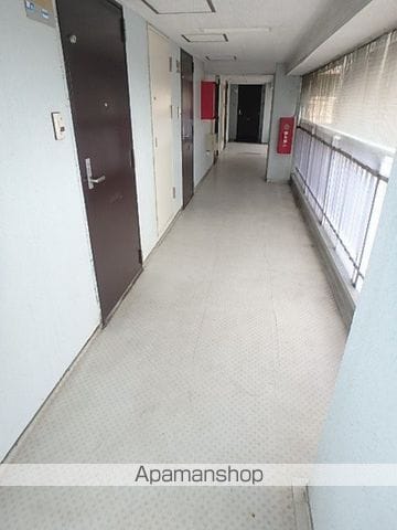 三進栄通マンションの内装写真