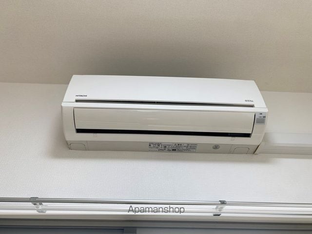 TLRレジデンス高井田の内装写真