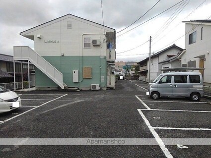ＬＵＭＩＮＵＳ．Ａ[2DK/40.04m2]の駐車場