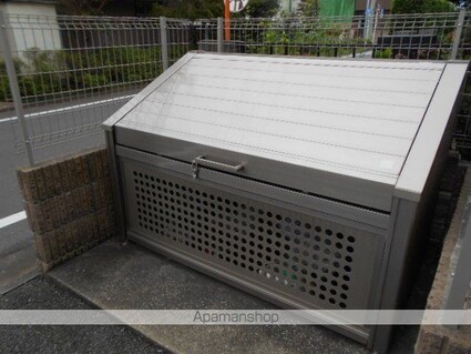 東京都昭島市宮沢町１丁目[1LDK/33.39m2]の共用部3