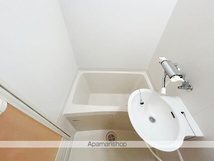 レオパレス仙台南[1K/28.02m2]のバス