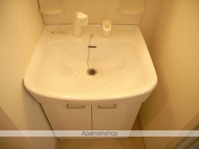 クレフラスト試験場前駅南の内装写真
