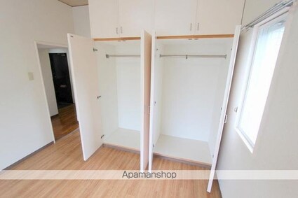 ラフォーレ石清尾[2LDK/70.97m2]の収納