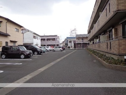 パーチェ[2LDK/56.15m2]の駐車場1